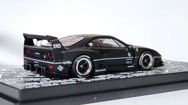 1:64 Ferrari F40 LBWK Hong Kong Toycar Salon 2023 Special Edition - obrazek 5