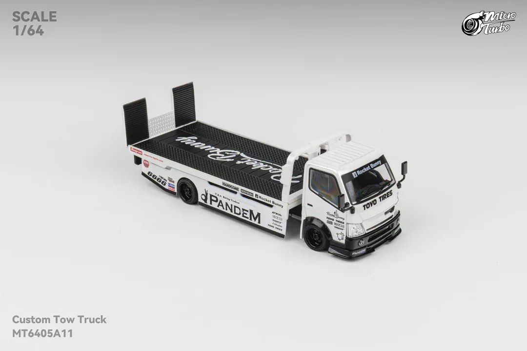 1:64 Custom Tow Truck Rocket Bunny - obrazek 6
