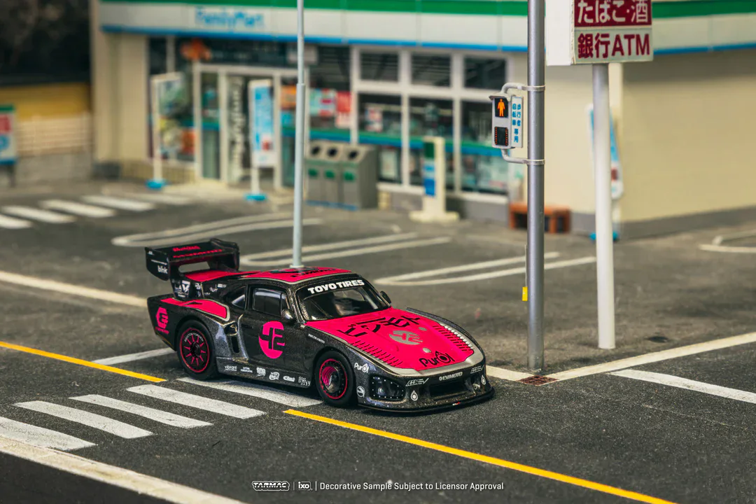 1:64 Porsche 935 K3V BISIMOTO - obrazek 6