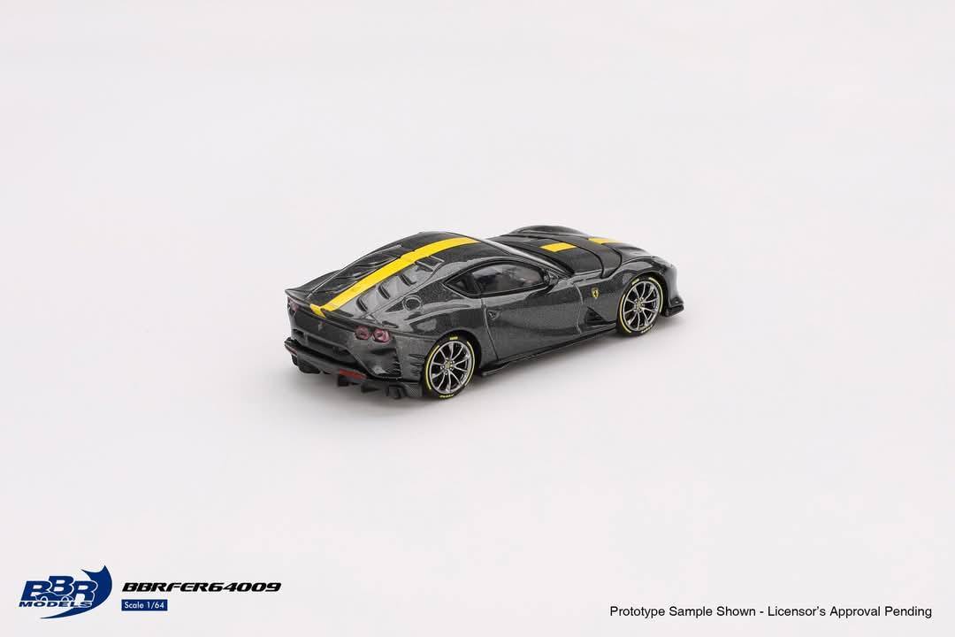 1:64 Ferrari 812 Competizione Grigio - obrazek 4