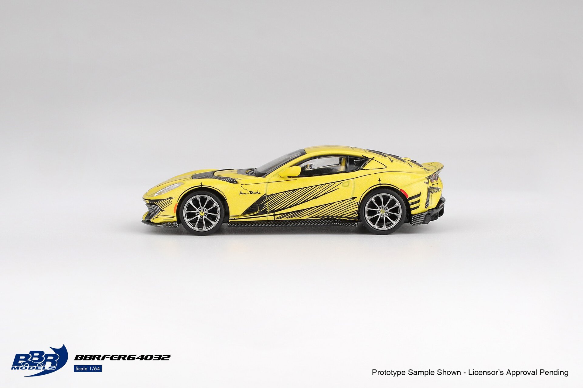 1:64 Ferrari 812 Competizione Tailor Made - obrazek 5