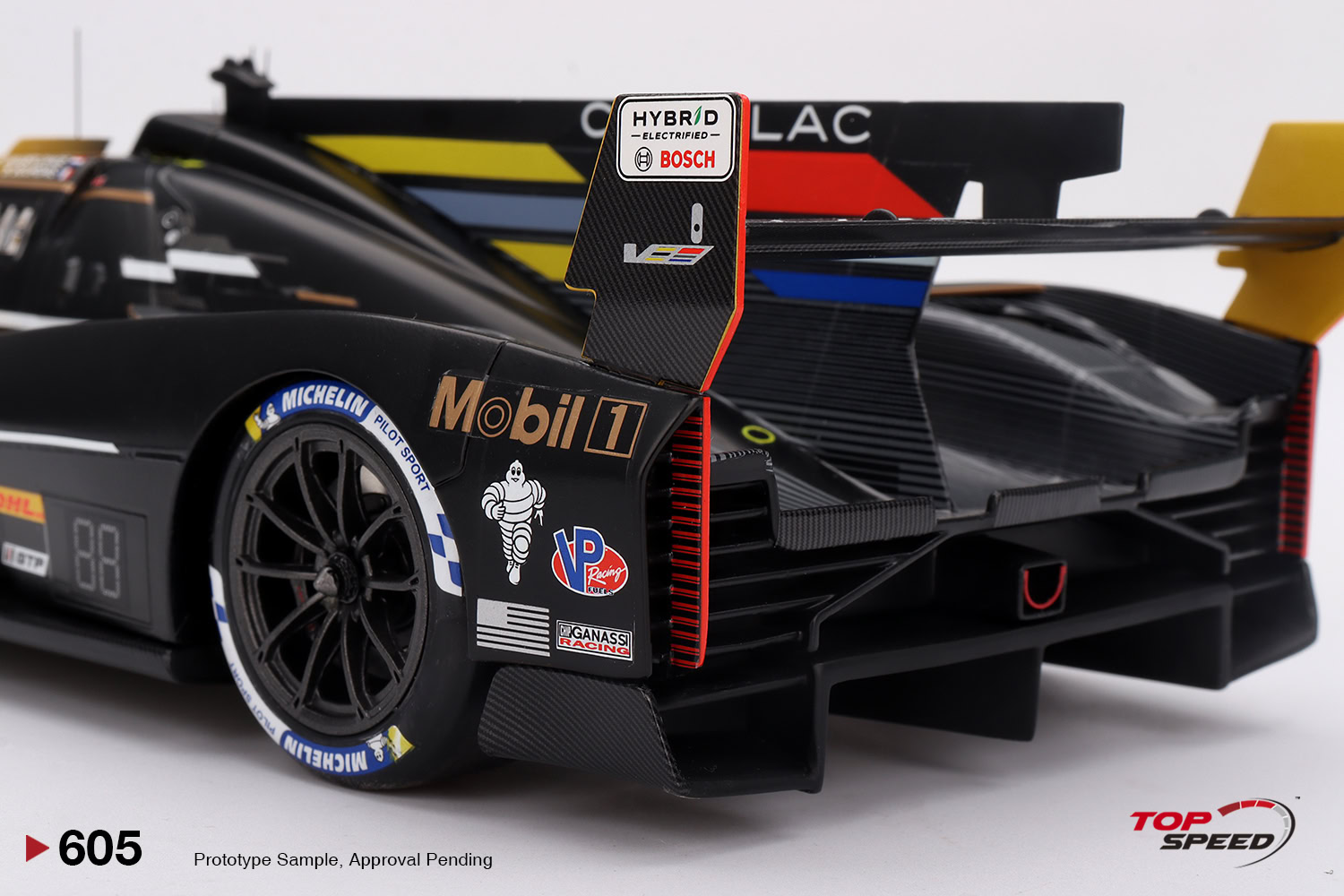 1:18 Cadillac V-Series.R #01 2024 IMSA Sebring 12 Hrs - obrazek 7