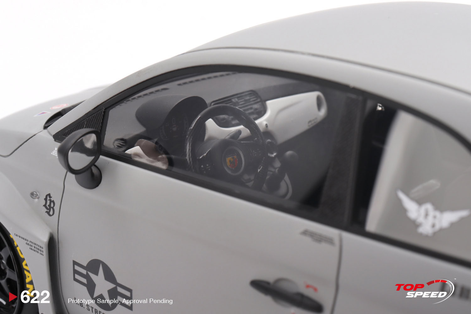 1:18 Abarth 595 LB-WORKS x Abas Works Fighters - obrazek 6