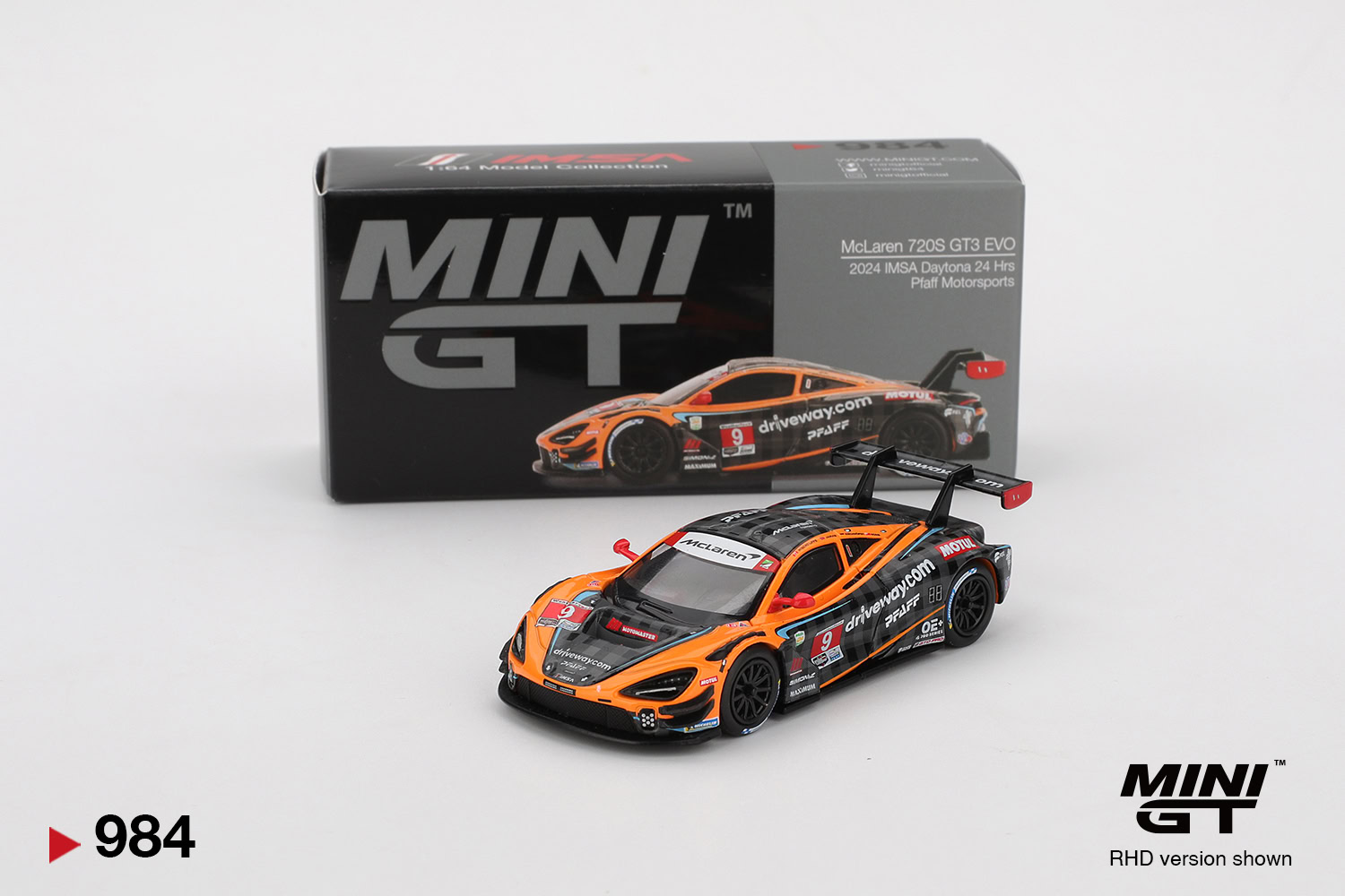 1:64 McLaren 720S GT3 EVO 2024 IMSA Daytona 24 Hrs Pfaff Motorsports - obrazek 2