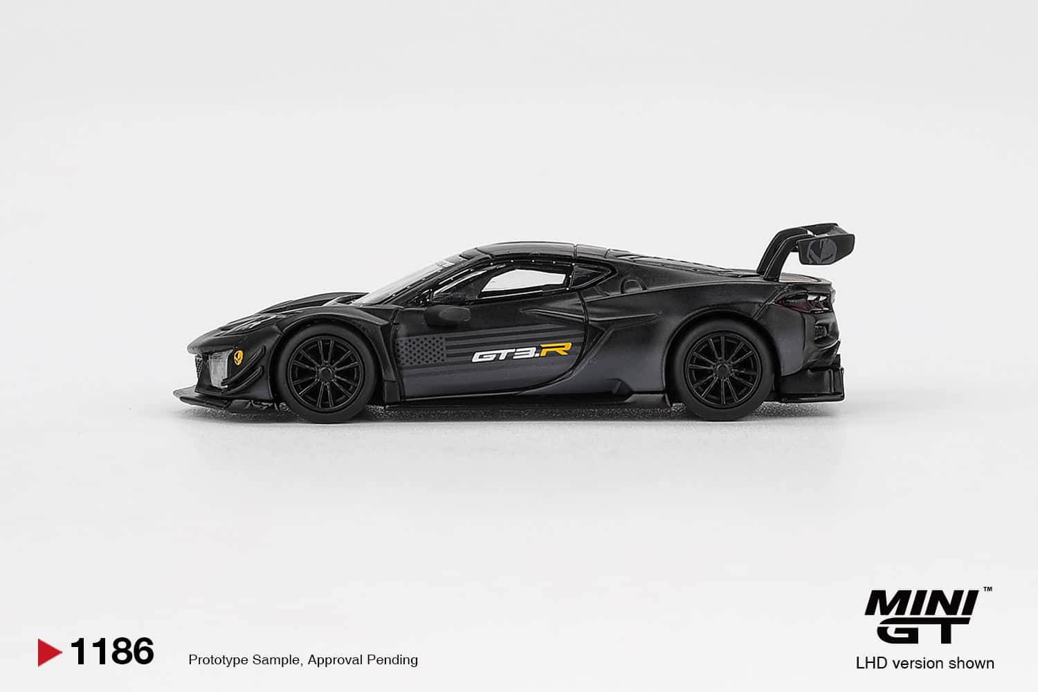 1:64 Chevrolet Corvette Z06 GT3.R Road America Test car - obrazek 4