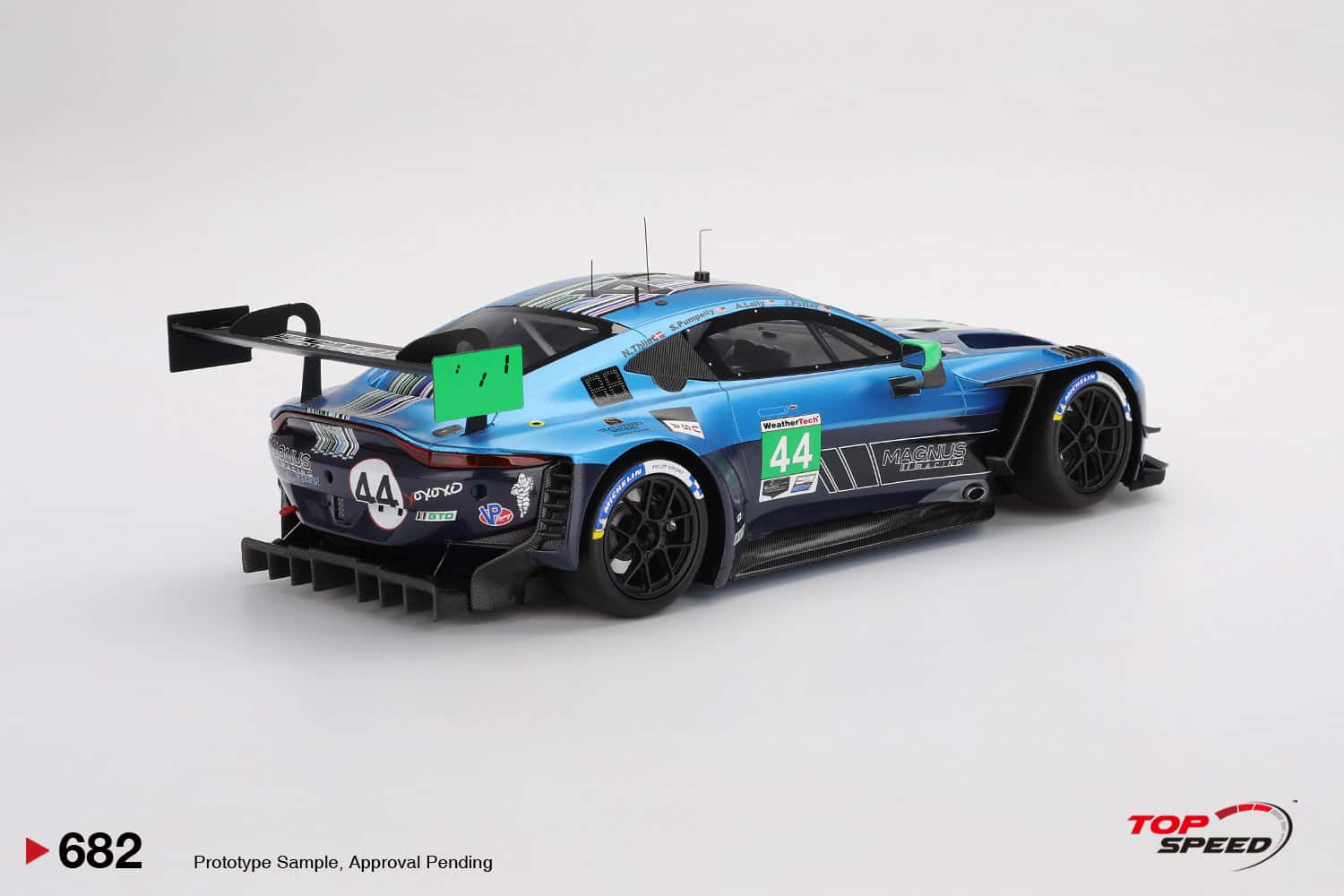 1:18 Aston Martin Vantage GT3 EVO #44 2025 IMSA Daytona 24 Hrs Magnus Racing - obrazek 2