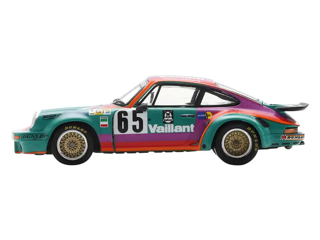 1:64 Porsche 911 Carrera RSR 3.0 No.65 24H Le Mans 1975 - obrazek 4