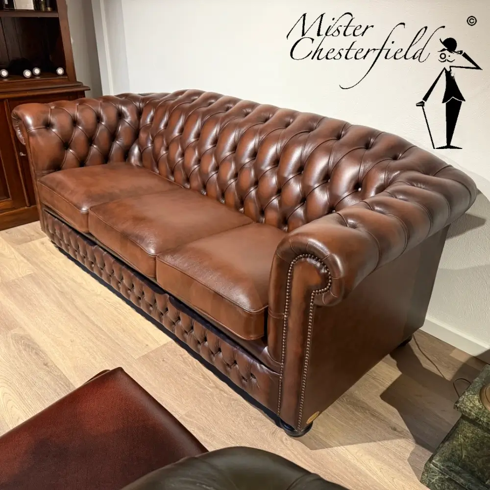 google-chesterfield-bank-blendale-driezits-bruin-antique-direct-leverbaar-3-zit
