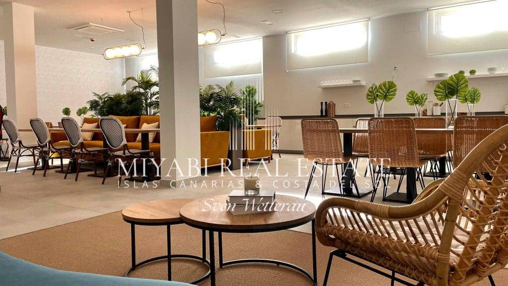Ático en venta en Mijas, Costa del Sol: un estilo de vida de primera clase.