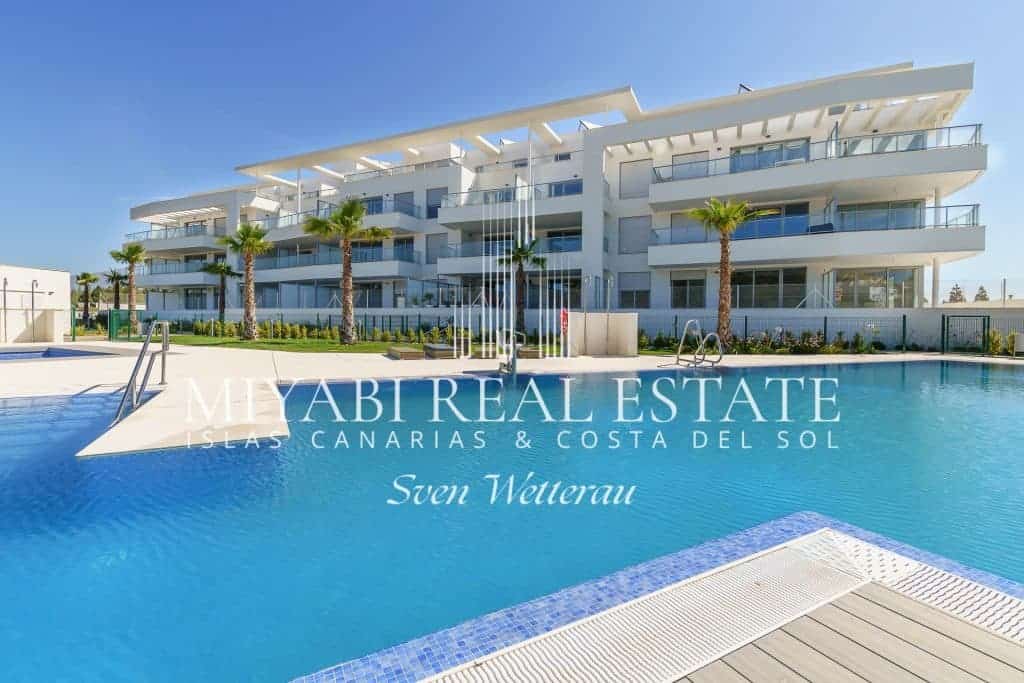 Ático en venta en Mijas, Costa del Sol: un estilo de vida de primera clase.