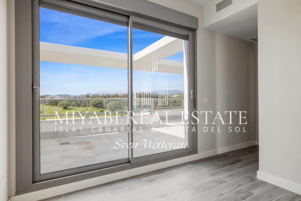 Ático en venta en Mijas, Costa del Sol: un estilo de vida de primera clase.