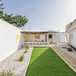 Residential complex with garden and swimming pool in Playa del Inglés