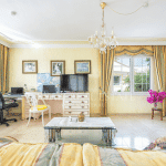 Residential complex with garden and swimming pool in Playa del Inglés