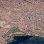 Parcela de 268.553 m² en una colina con vistas al campo de golf Meloneras, ideal para una futura construcción de lujo.