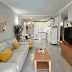 Licht, Raum, kürzlich renoviert und Pool – Ihre neue Wohnung in Playa del Inglés