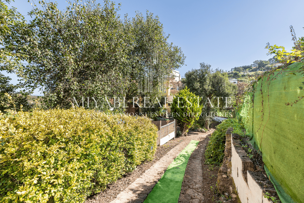 Licensed VV vacation rental business in Gran Canaria with 3 apartments