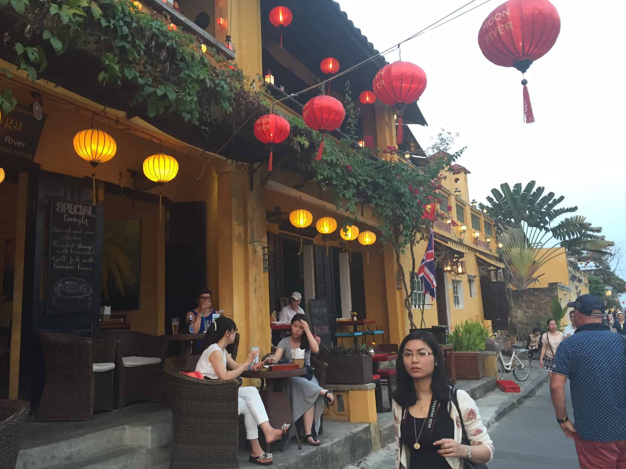 Tidlig aftenstemning i Hoi An