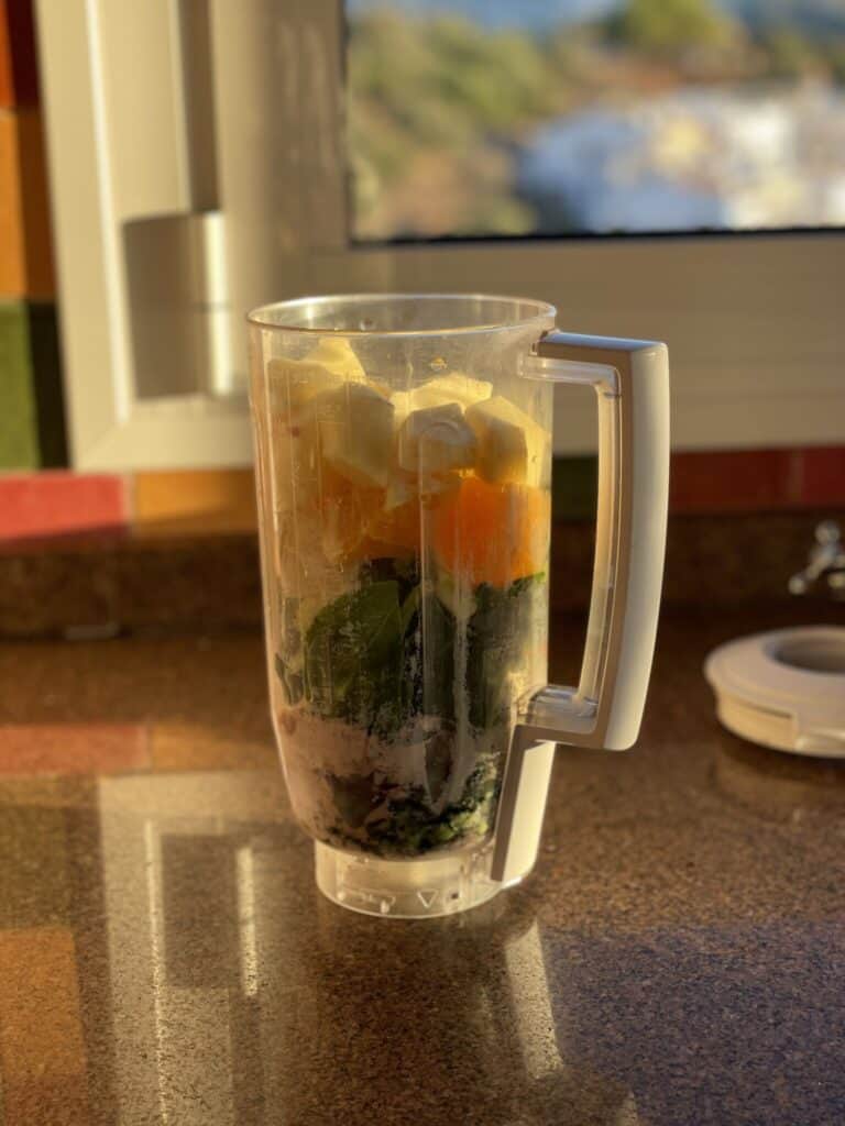 smoothie in the making
