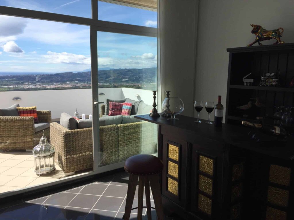 1. sal på Bjerget - før og efter!