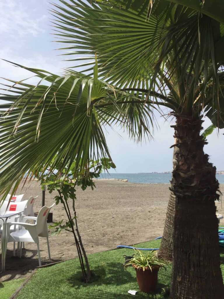 Sommeren kommer og alt gøres klart på Promenaden