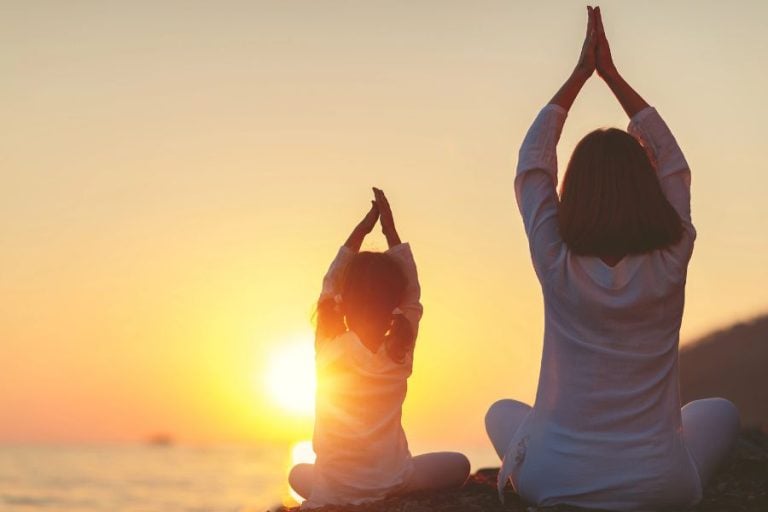 how does meditation help