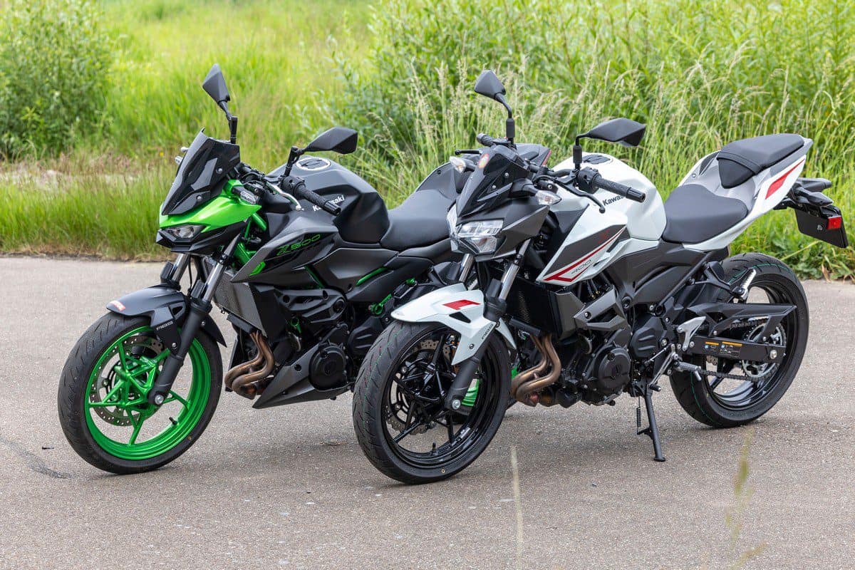 Gratis online lezen: oud tegen nieuw Kawasaki Z500 - Z400