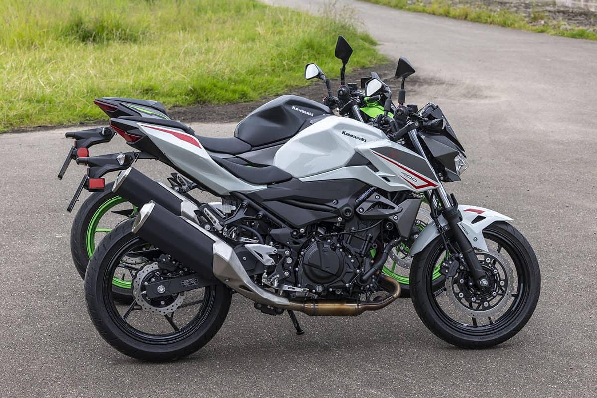 Gratis online lezen: oud tegen nieuw Kawasaki Z500 - Z400