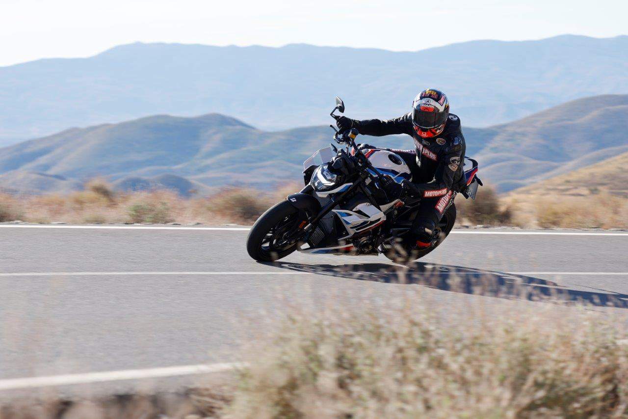 Eerste test BMW M1000R