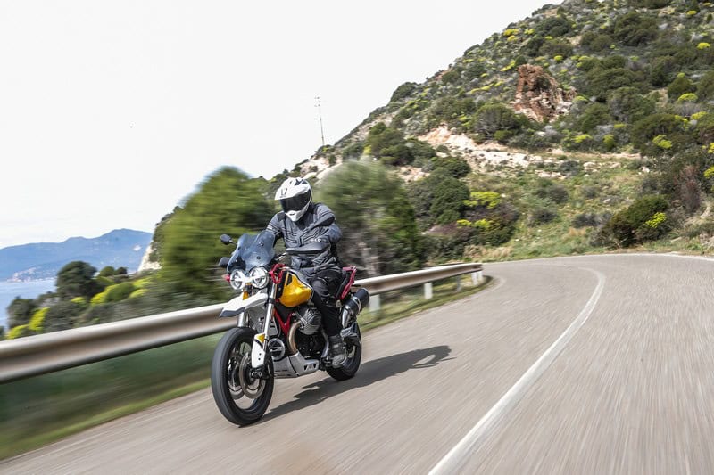 Eerste Test Moto Guzzi V85TT