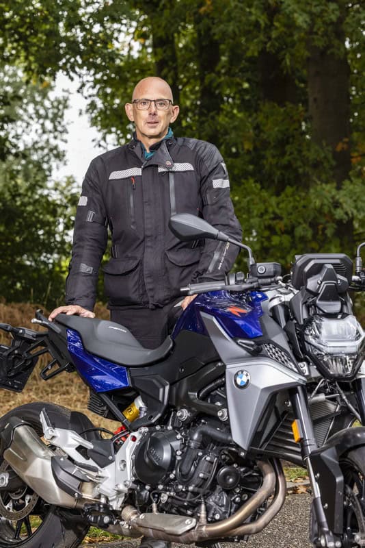Gratis online lezen: lezerstest BMW F900R en XR