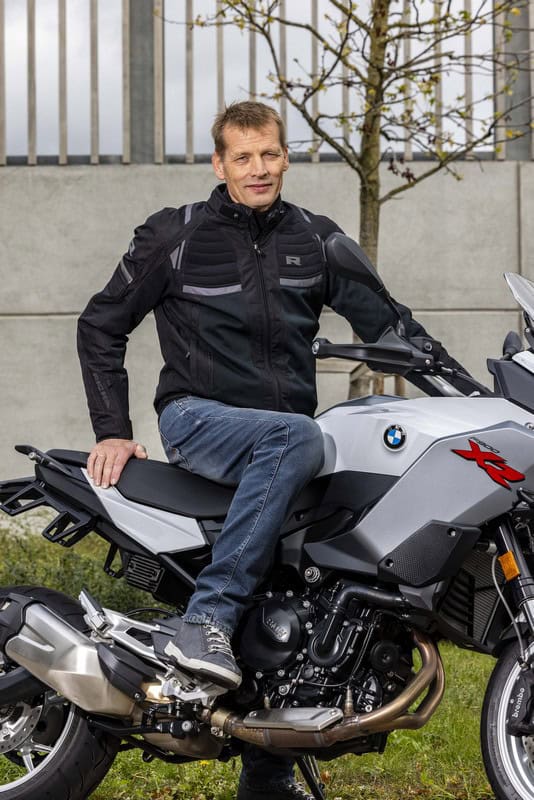 Gratis online lezen: lezerstest BMW F900R en XR