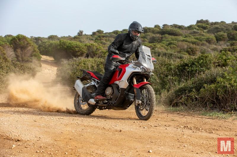 Eerste test: MV Agusta Enduro Veloce