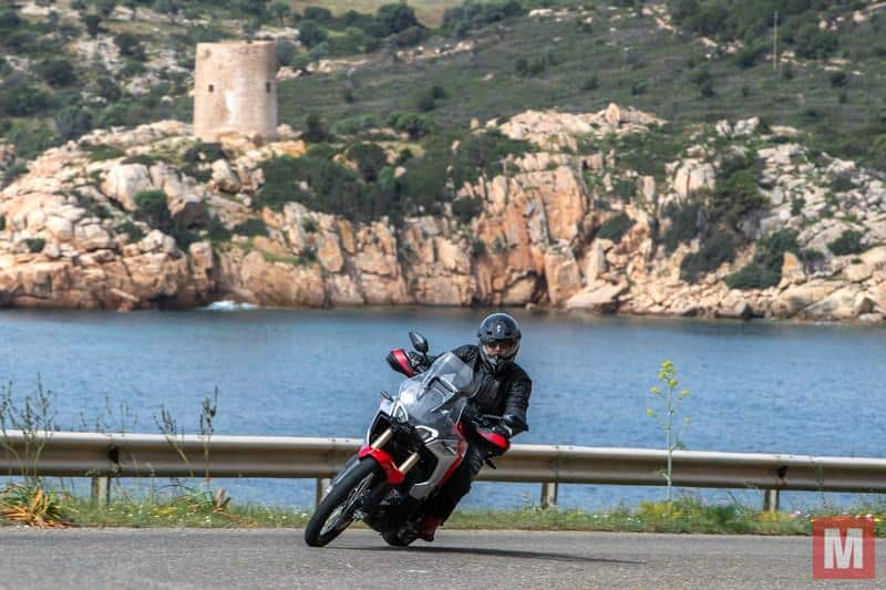 Eerste test: MV Agusta Enduro Veloce