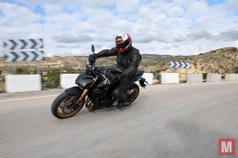 Gratis online lezen: eerste test Honda CB1000 Hornet SP