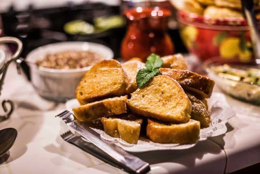 Mountain Harbour's Famous French Toast