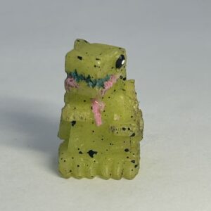 The Trash Pack Series 1 Special Edition Zombie Variant Mini Figure Ghoulish Glow In The Dark Lime Junkosaur-Hardened