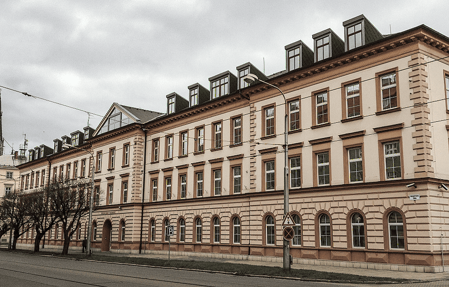 Vrchní soud Olomouc - foto 900 x 575