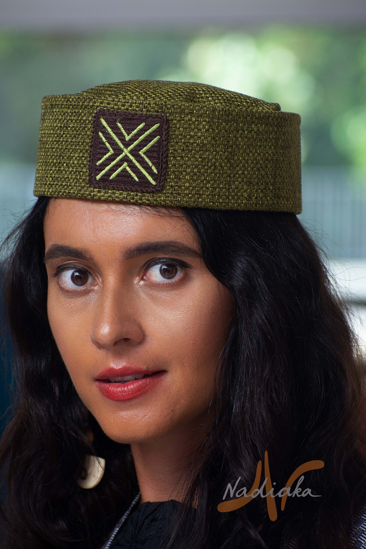 Chapeau Apéto / Apéno en voile de pagne tissé