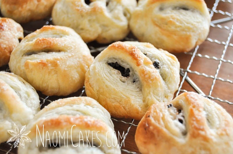 eccles cakes British puff pastry recipe