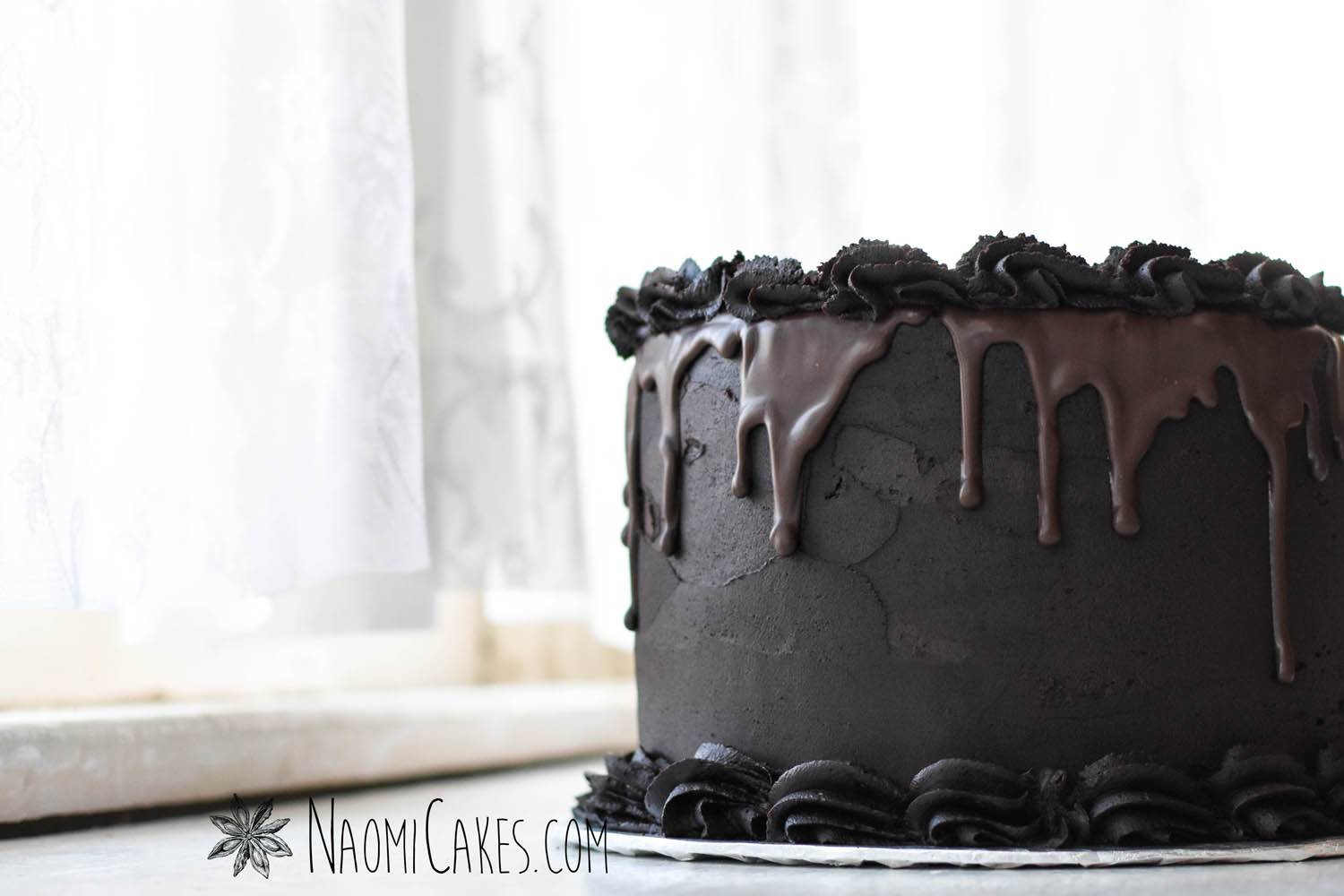 Dark Chocolate Buttercream [Recipe]