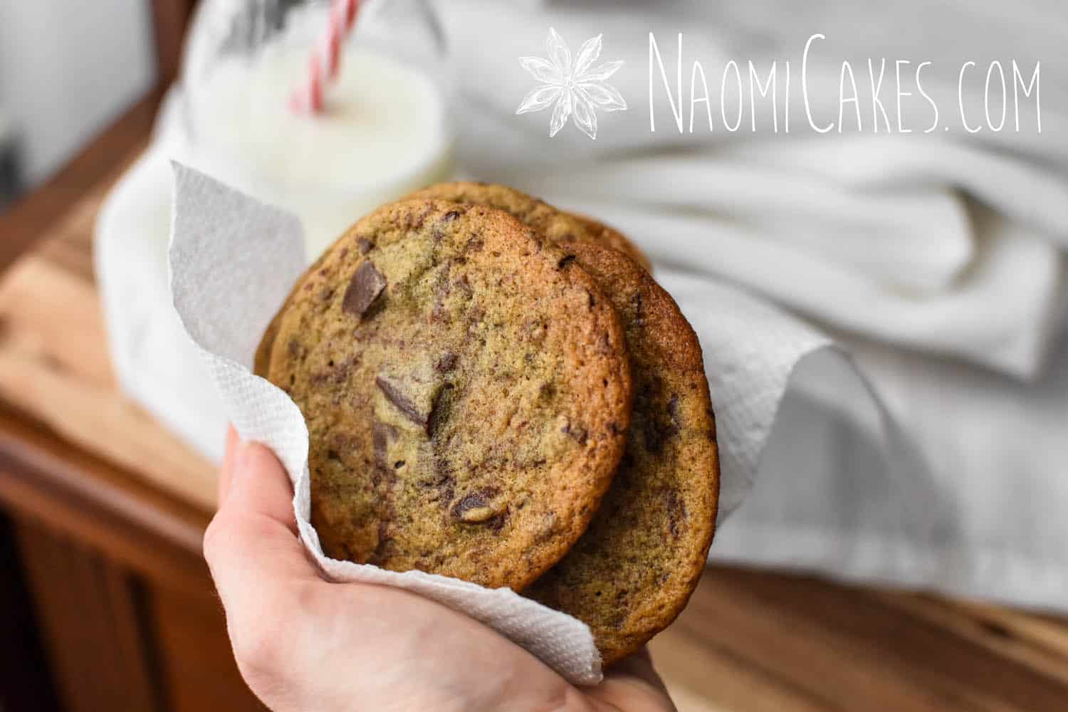 Soft & Crispy Chocolate Chunk Cookies [Recipe]