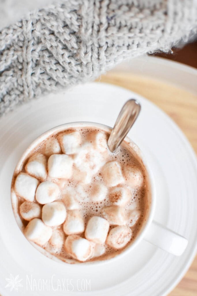 The Best Easy Homemade Hot Chocolate [Recipe]