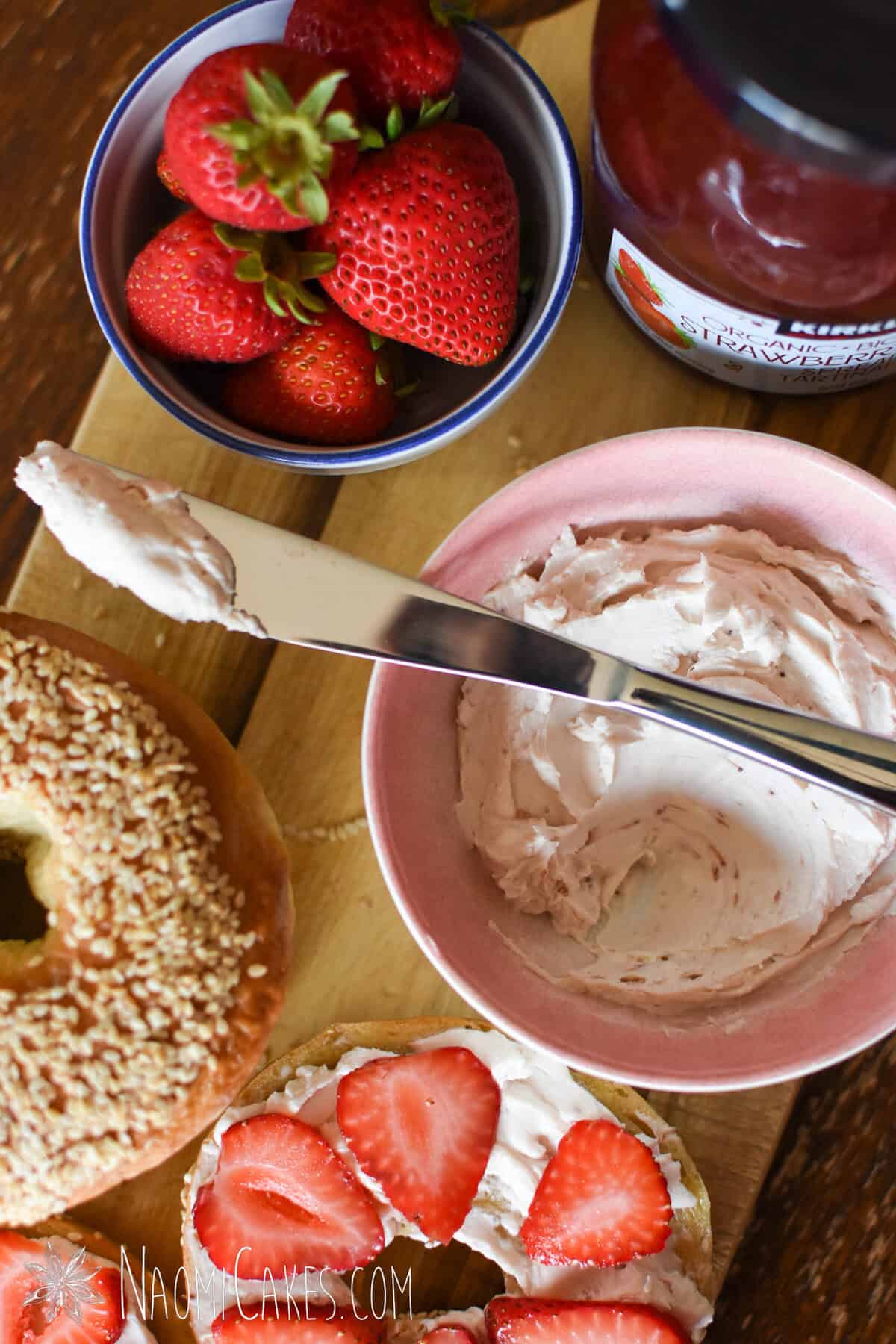 Spreadable Strawberry Cream Cheese [Recipe]