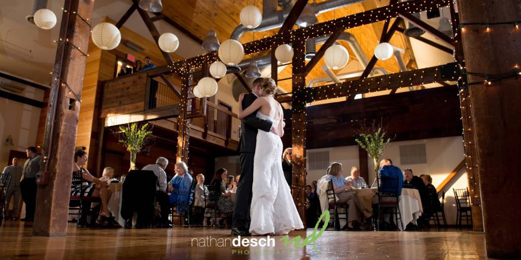 reception at barn at overlook