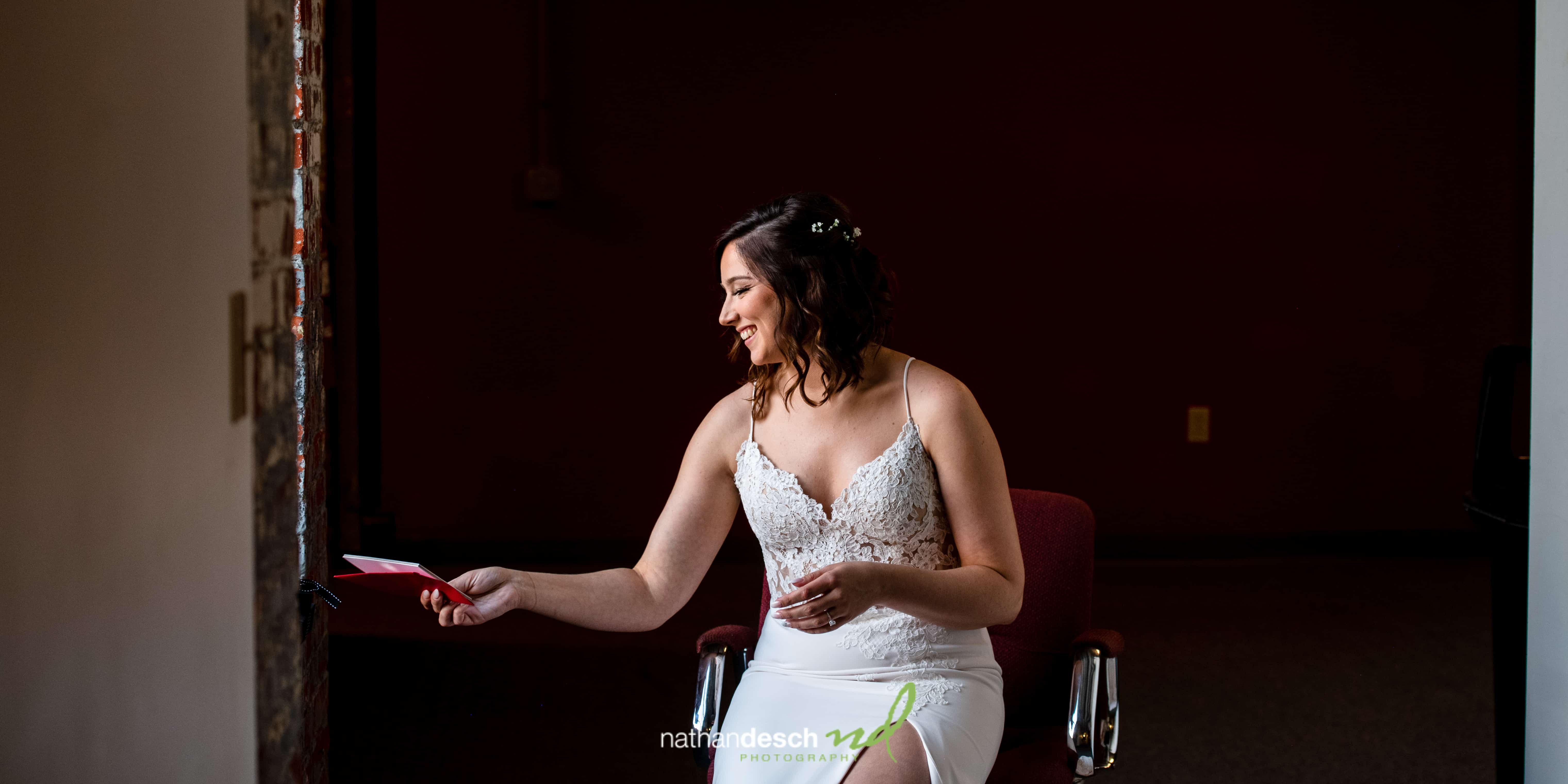 Reading wedding pictures