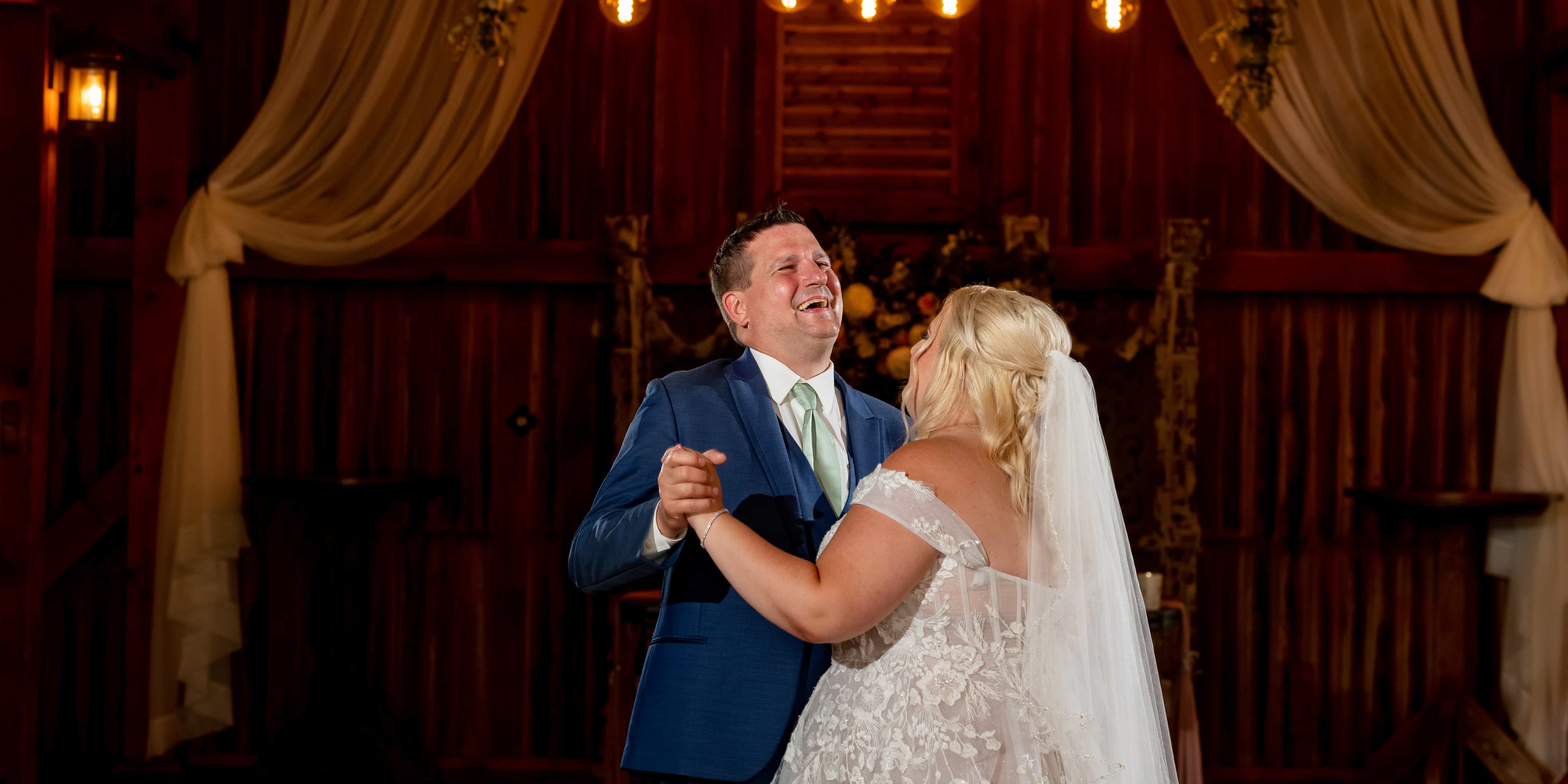 bride and dad dance