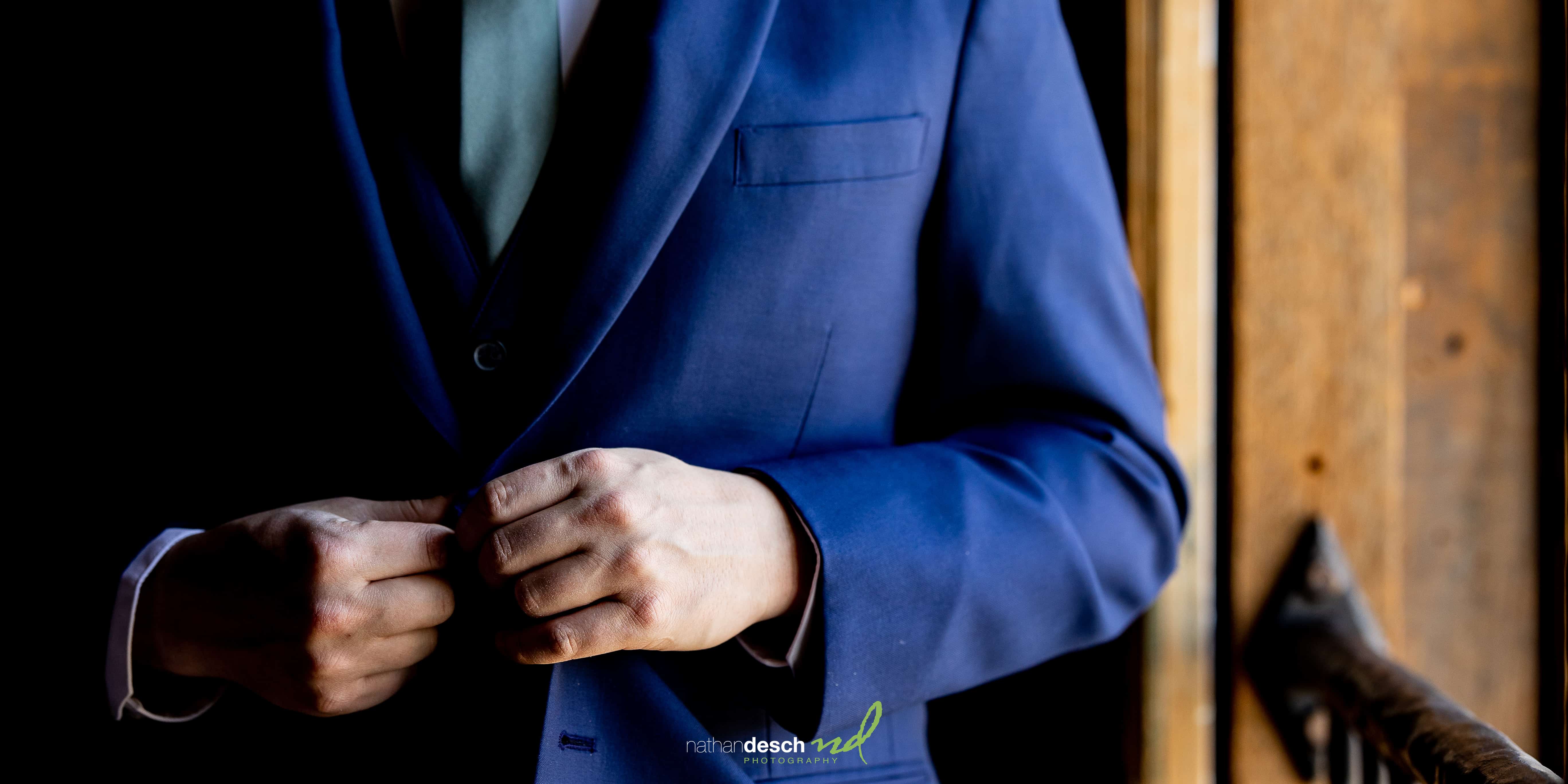Groom prep at the star barn