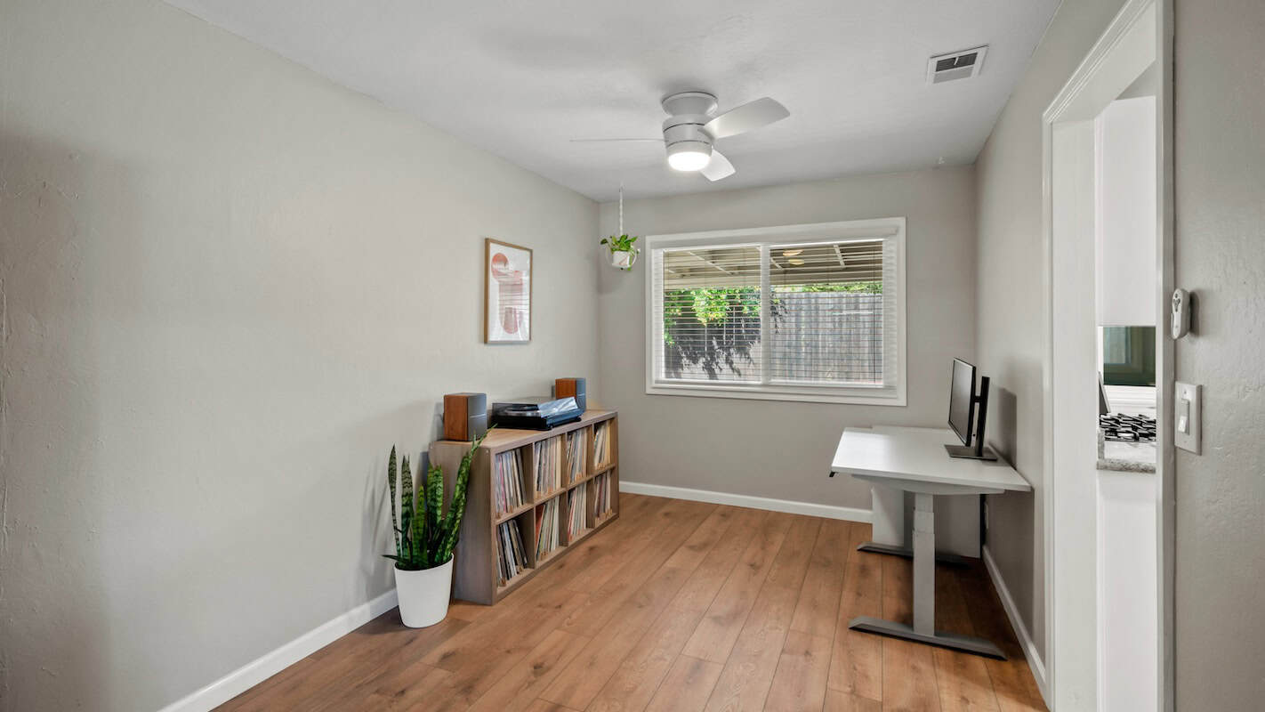 524 Blue Ridge Ct 2-11