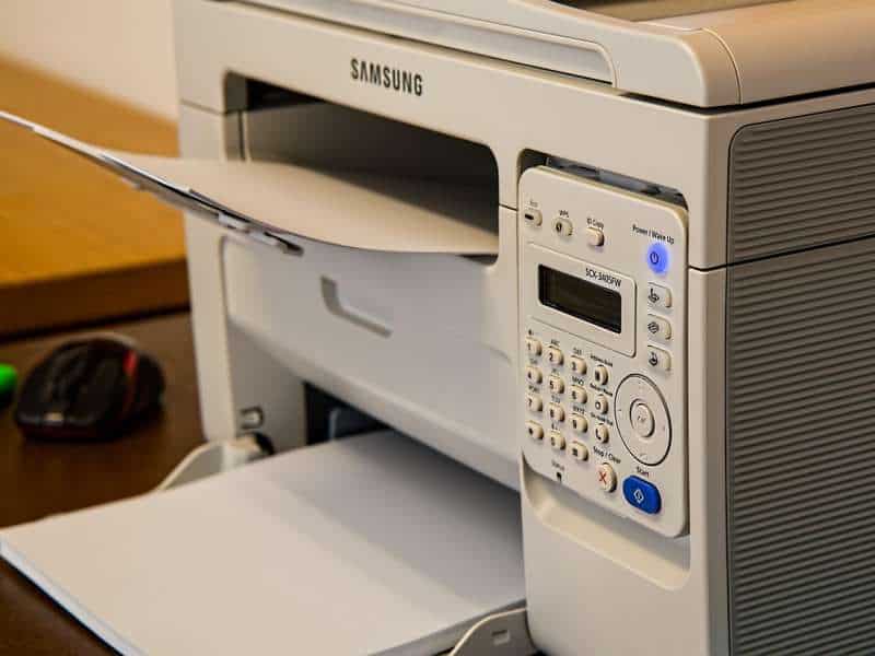 Drukarka używana – dlaczego warto rozważyć to rozwiązanie w firmie i domu?