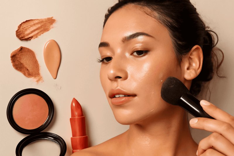 Model with glossy lips and makeup in humid conditions, illustrating a non-sticky shine finish